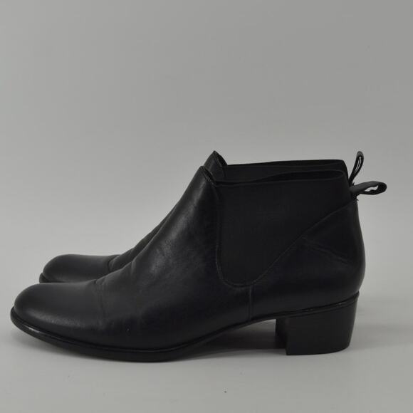 Munro Shari Chelsea Black Ankle Booties Minimalist Size 9 N - Picture 13 of 13